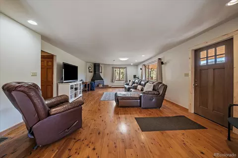 34 Normandy Rd, Evergreen, CO 80439