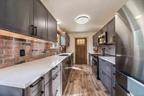 Kitchen - 34 Normandy Rd, Evergreen, CO 80439 photo 2 of 3