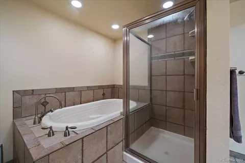 Bath - 34 Normandy Rd, Evergreen, CO 80439 photo 3 of 3