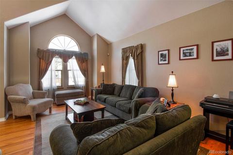 18878 E Powers Dr, Aurora, CO 80015 photo 4