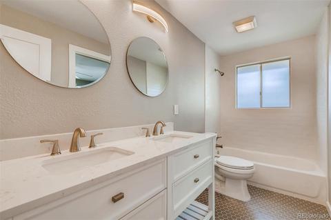 7763 E Navarro Pl, Denver, CO 80237 photo 14