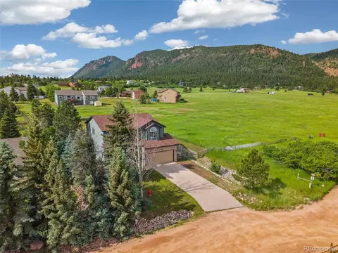 133 Wheat Ridge St, Palmer Lake, CO 80133