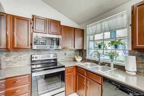 14764 E Scott Pl, Denver, CO 80239 photo 6