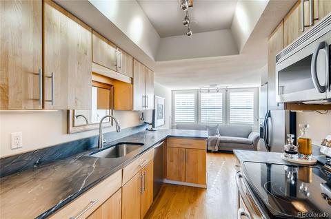 8550 E Temple Dr, Denver, CO 80237 photo 10