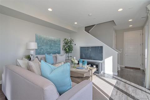 23516 E 5th Pl, Aurora, CO 80018 photo 9