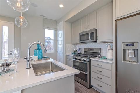 23516 E 5th Pl, Aurora, CO 80018 photo 7