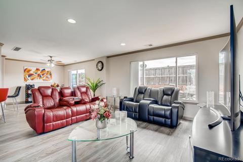 20722 E 38th Pl, Denver, CO 80249 photo 2