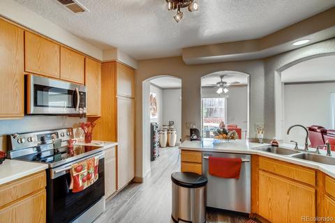 20722 E 38th Pl, Denver, CO 80249 photo 7
