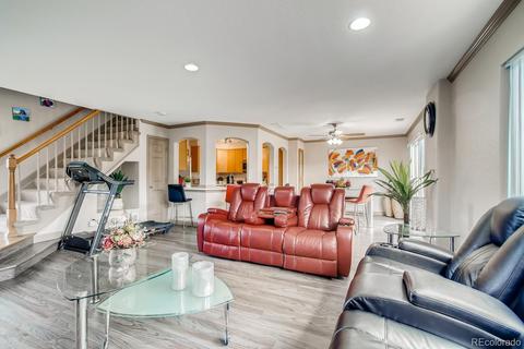 20722 E 38th Pl, Denver, CO 80249 photo 4