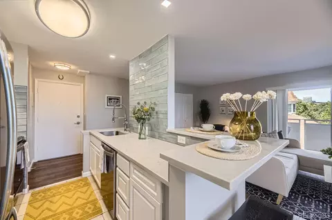 937 N Clarkson St #405, Denver, CO 80218