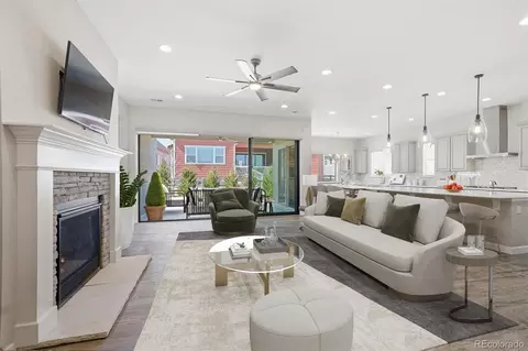 9035 Basalt Ln, Littleton, CO 80125