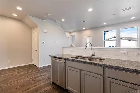 18948 E 64th Pl, Denver, CO 80249 photo 4