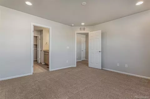 18948 E 64th Pl, Denver, CO 80249 photo 9