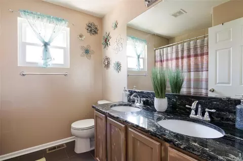 Bath - 24167 E 5th Pl, Aurora, CO 80018 photo 3 of 5