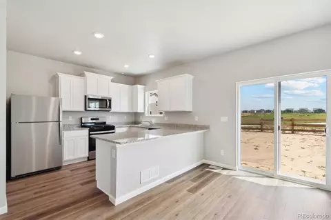 7406 E Big Thompson Cir, Frederick, CO 80530 photo 3