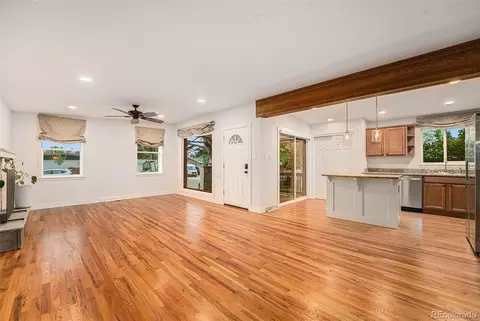 Living - 2989 E Cresthill Ave, Centennial, CO 80121 photo 3 of 3