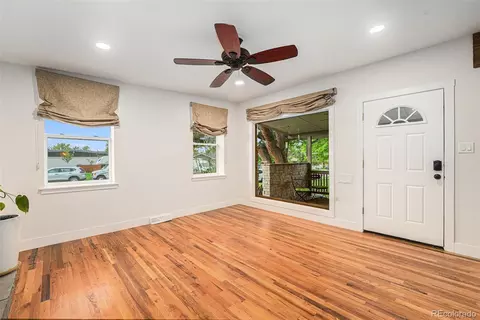 Living - 2989 E Cresthill Ave, Centennial, CO 80121 photo 1 of 3