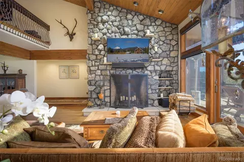 Living - 1040 Gcr 855, Tabernash, CO 80478 photo 2 of 4