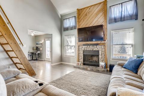 18946 E Mercer Dr, Aurora, CO 80013 photo 3