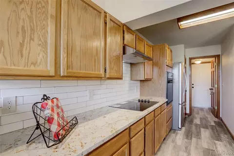 Kitchen - 61 Wright Ct, Lakewood, CO 80228 photo 1 of 4