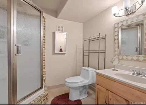 Bath - 33626 Lutes Rd, Pine, CO 80470 photo 4 of 4