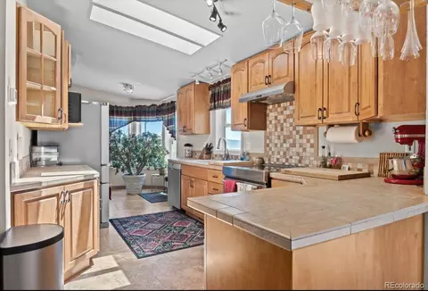 Kitchen - 33626 Lutes Rd, Pine, CO 80470 photo 1 of 2