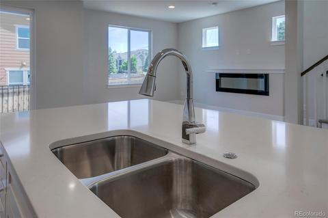 9601 E Idaho Pl, Denver, CO 80231 photo 10