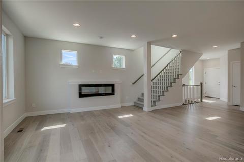 9601 E Idaho Pl, Denver, CO 80231 photo 12