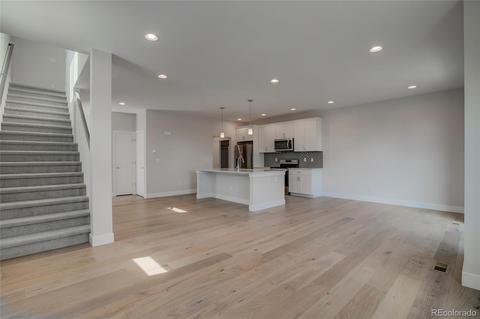 9601 E Idaho Pl, Denver, CO 80231 photo 13