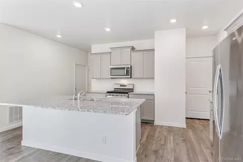 Kitchen - 28253 E 4th Pl, Watkins, CO 80137 photo 3 of 3