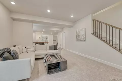 Living - 22583 E Union Cir, Aurora, CO 80015 photo 3 of 3