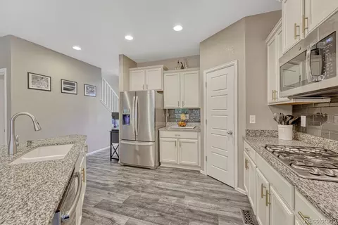 Kitchen - 22583 E Union Cir, Aurora, CO 80015 photo 2 of 5