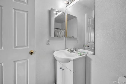 21941 E Crestline Pl, Aurora, CO 80015 photo 20