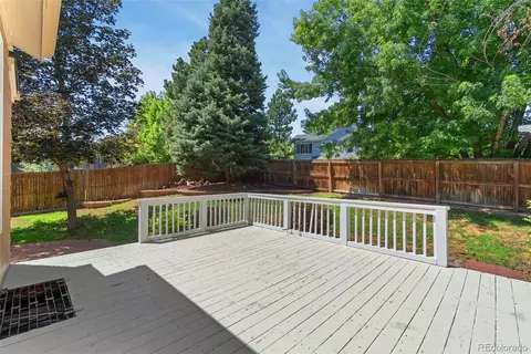 Exterior - 5371 S Dunkirk Way, Centennial, CO 80015 photo 4 of 8