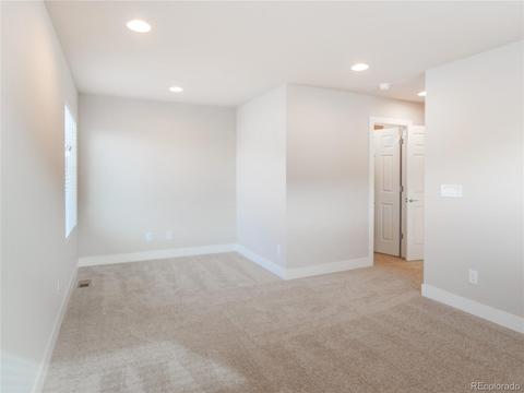 16143 E 47th Pl, Denver, CO 80239 photo 6