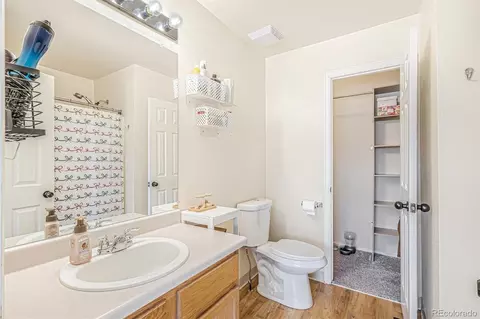 Bath - 4887 Duluth Ct, Denver, CO 80239 photo 2 of 3
