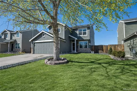 Exterior - 4887 Duluth Ct, Denver, CO 80239 photo 5 of 10