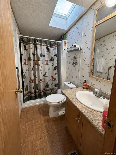 Bath - 1526 R Path, Cotopaxi, CO 81223 photo 1 of 1