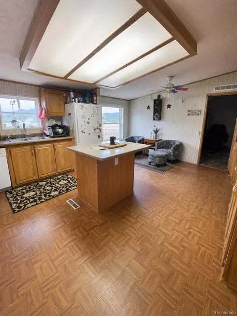 Kitchen - 1526 R Path, Cotopaxi, CO 81223 photo 2 of 2