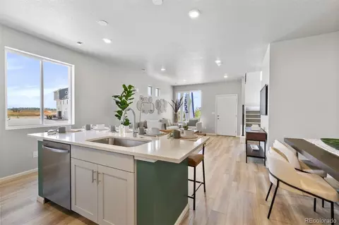 Kitchen - 22371 E 46th Ave, Aurora, CO 80019 photo 2 of 3