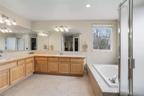 Bath - 2945 E 135th Pl, Thornton, CO 80241 photo 3 of 5