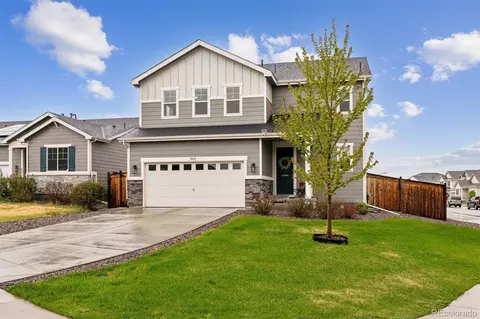 965 N Waterloo Ct, Aurora, CO 80018