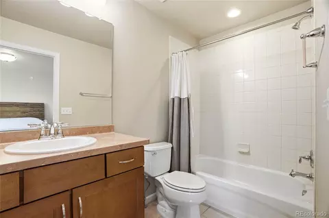 Bath - 7313 Ames Ct, Arvada, CO 80003 photo 3 of 4