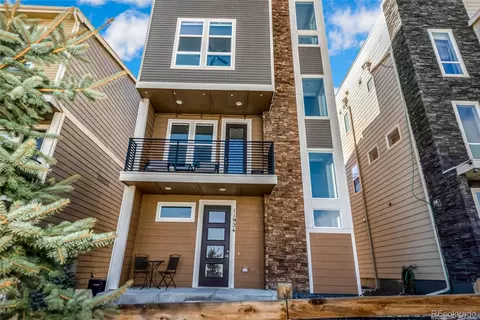 11924 Skyview Ln, Broomfield, CO 80021