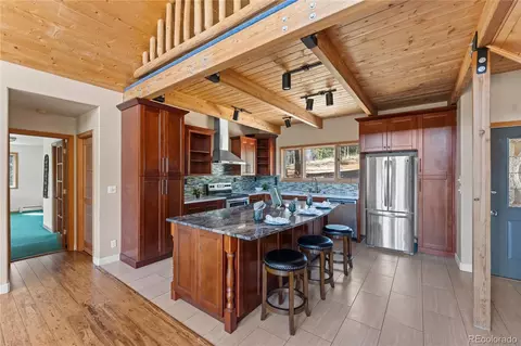 Kitchen - 1008 Cantiberry Rd, Divide, CO 80814 photo 2 of 5