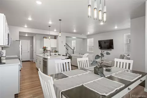 28458 E 8th Pl, Aurora, CO 80018 photo 6