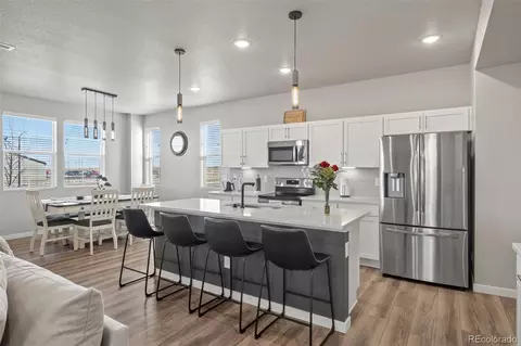 28458 E 8th Pl, Aurora, CO 80018 photo 7