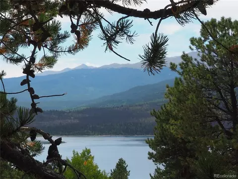 9 Twin Peaks Dr, Twin Lakes, CO 81251