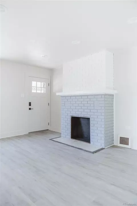 3728 N Vine St, Denver, CO 80205 photo 6