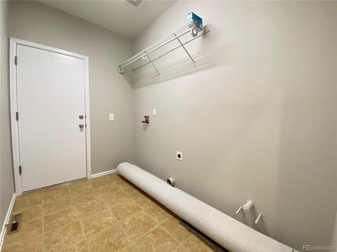 23702 E 2nd Dr, Aurora, CO 80018 photo 6